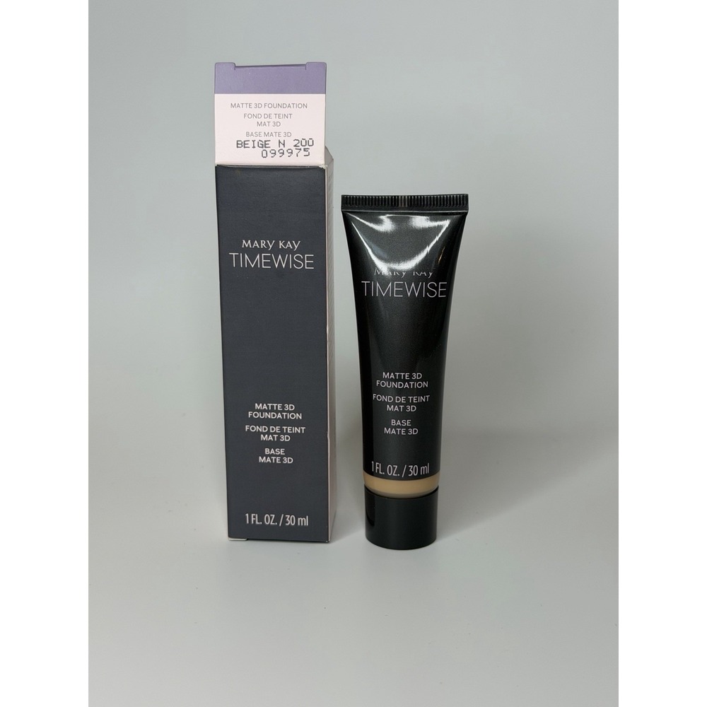 Mary Kay TimeWise Matte 3D Foundation ~ BEIGE N 200 ~ 1 fl oz / 30 ml NEW IN BOX